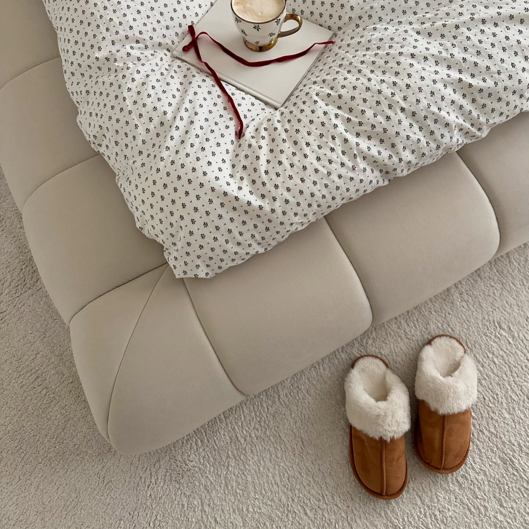 SootheShell Platform Bubble Bed Luxury Design #B106 Bed Frame (UK) | Discount Bed Store (DBS)