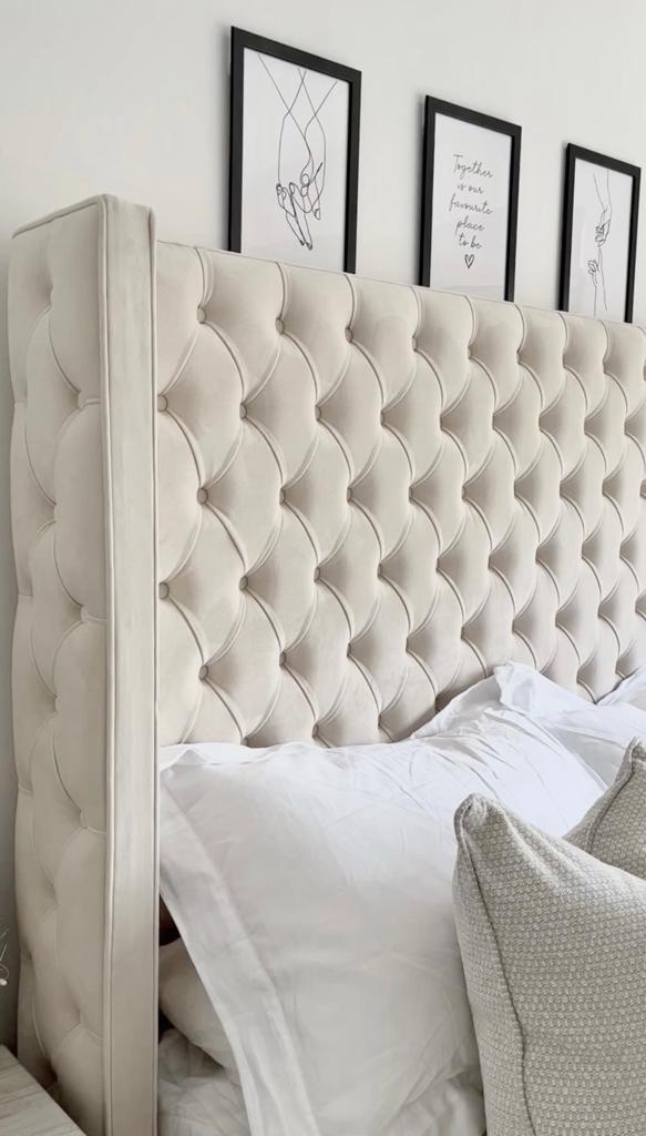 Brescia Chesterfield Winged Upholstered Fabric Bed