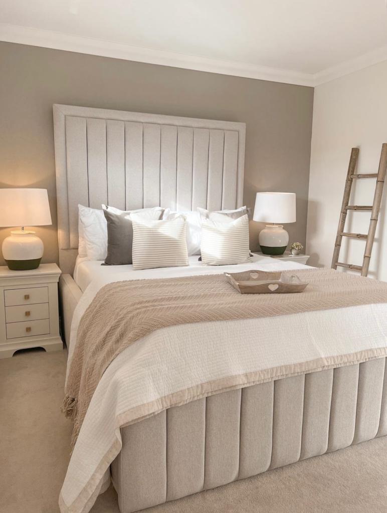 Aria Upholstered Fabric Bed